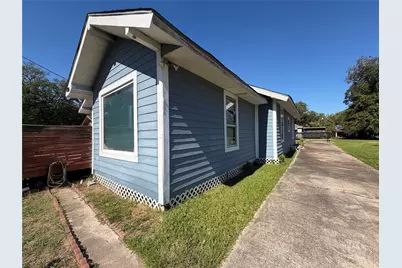 880 Prairie Street, Beaumont, TX 77701 - Photo 31