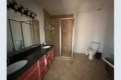 880 Prairie Street, Beaumont, TX 77701 - Photo 23