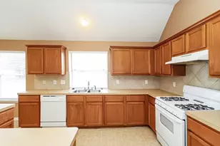 21502 Broadstone Dr, Katy, TX 77449 - Photo 11