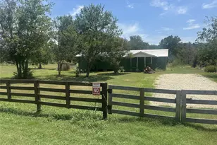 2175 Old Hwy 20, McDade, TX 78650 - Photo 1