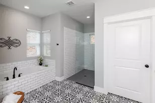 7722 Pond Circle, Beaumont, TX 77707 - Photo 19