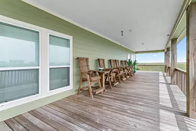 907 Thompson Drive, Gilchrist, TX 77617 - Photo 9