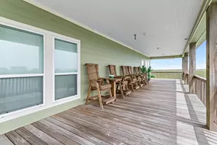 907 Thompson Dr, Gilchrist, TX 77617 - Photo 9