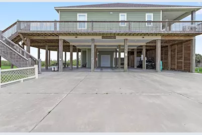 907 Thompson Drive, Gilchrist, TX 77617 - Photo 37