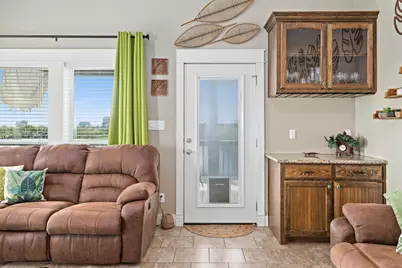 907 Thompson Drive, Gilchrist, TX 77617 - Photo 17