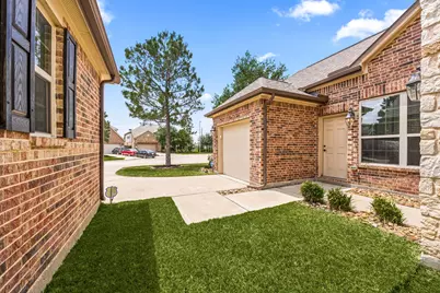 9338 Taylor Cliff Lane, Cypress, TX 77433 - Photo 7