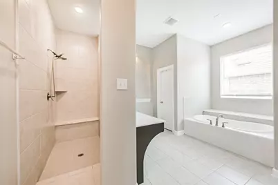 13915 Foyt Drive, Mont Belvieu, TX 77523 - Photo 27