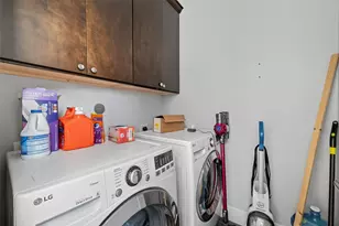 606 Pacific St, Houston, TX 77006 - Photo 37