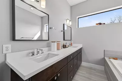 606 Pacific Street, Houston, TX 77006 - Photo 33