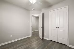 12201 Seacrest Ln, Texas City, TX 77568 - Photo 7