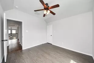 3806 Pearl Pass Ln, Sugar Land, TX 77479 - Photo 29