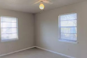 915 Alexander St, Houston, TX 77008 - Photo 9