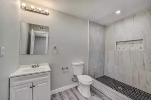 1912 Gentry St, Houston, TX 77009 - Photo 23