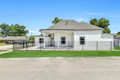 1912 Gentry Street, Houston, TX 77009 - Photo 1