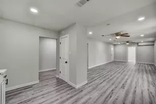 1912 Gentry St, Houston, TX 77009 - Photo 13