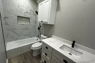 523 S Avenue F, Freeport, TX 77541 - Photo 13