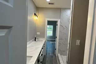 523 S Avenue F, Freeport, TX 77541 - Photo 21