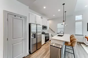 737 N Emile St, Houston, TX 77020 - Photo 17