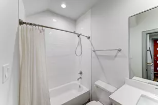 737 N Emile St, Houston, TX 77020 - Photo 7