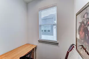 737 N Emile St, Houston, TX 77020 - Photo 27