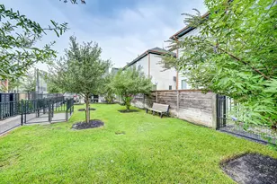 737 N Emile St, Houston, TX 77020 - Photo 37