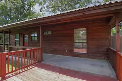 42 Hunters Creek Drive, Huntsville, TX 77340 - Photo 9
