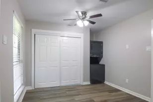 42 Hunters Creek Dr, Huntsville, TX 77340 - Photo 17