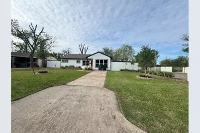 6645 Lodge Street, Houston, TX 77092 - Photo 1