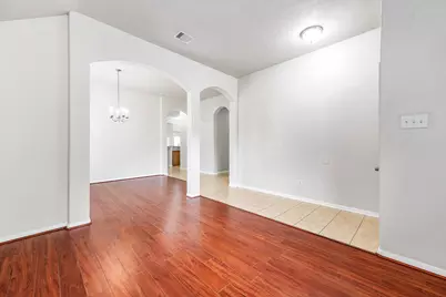 927 Hannah Falls Lane, Fresno, TX 77545 - Photo 9