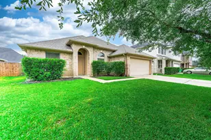 927 Hannah Falls Ln, Fresno, TX 77545 - Photo 3