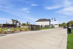 7609 Inwood Hls Ln, Houston, TX 77088 - Photo 31