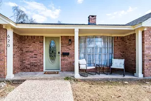 620 Bowie St, Liberty, TX 77575 - Photo 5