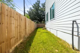 2301 Staples St, Houston, TX 77026 - Photo 33
