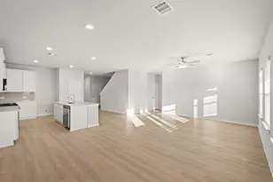 25435 Blossom Ct, Montgomery, TX 77316 - Photo 11