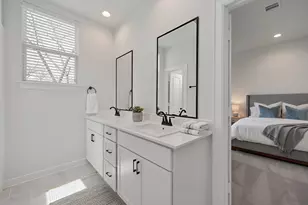 9803 Fulton Pk Ln, Houston, TX 77076 - Photo 13