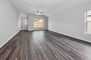 222 Cumberland Forest Dr, Magnolia, TX 77354 - Photo 5