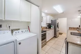 635 Chapel Hill Dr, Conroe, TX 77302 - Photo 9