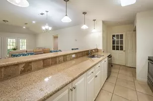 635 Chapel Hill Dr, Conroe, TX 77302 - Photo 7