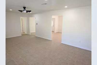 809 Glen Hollow Drive, Conroe, TX 77385 - Photo 11