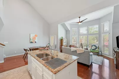 1245 W 17th Street, Houston, TX 77008 - Photo 7