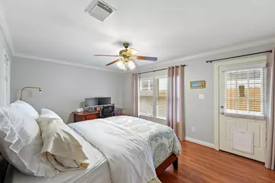1245 W 17th Street, Houston, TX 77008 - Photo 13