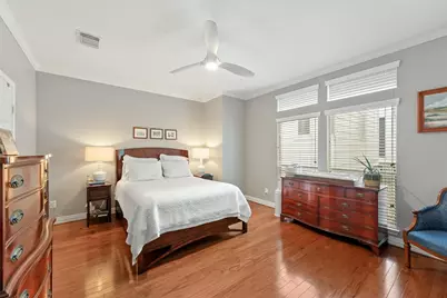 1245 W 17th Street, Houston, TX 77008 - Photo 9