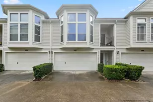 1245 W 17th St, Houston, TX 77008 - Photo 1
