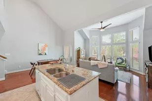 1245 W 17th St, Houston, TX 77008 - Photo 7