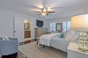 520 W 30th St, Houston, TX 77018 - Photo 17