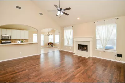 3747 Heritage Colony Drive, Missouri City, TX 77459 - Photo 13
