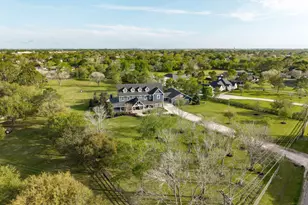 26 Windsong Ln, Friendswood, TX 77546 - Photo 5