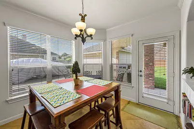 1302 Lake Grayson Drive, Katy, TX 77494 - Photo 11