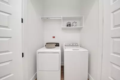 15635 Memorial Drive #140, Houston, TX 77079 - Photo 13