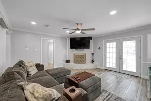 12423 Attlee Dr, Houston, TX 77077 - Photo 7